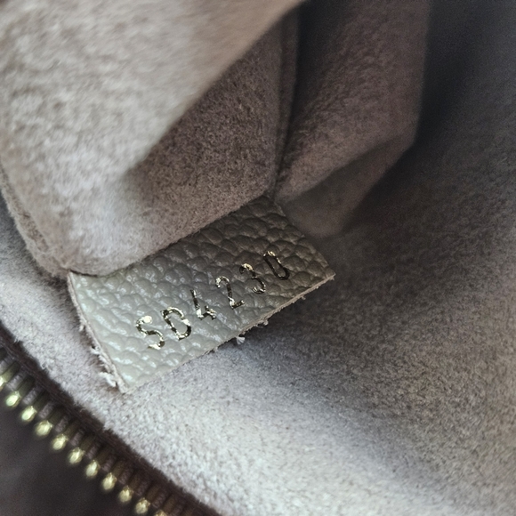 We Accept Offers Louis Vuitton Maida Hobo Turtledove Empriente - Picture 15 of 16